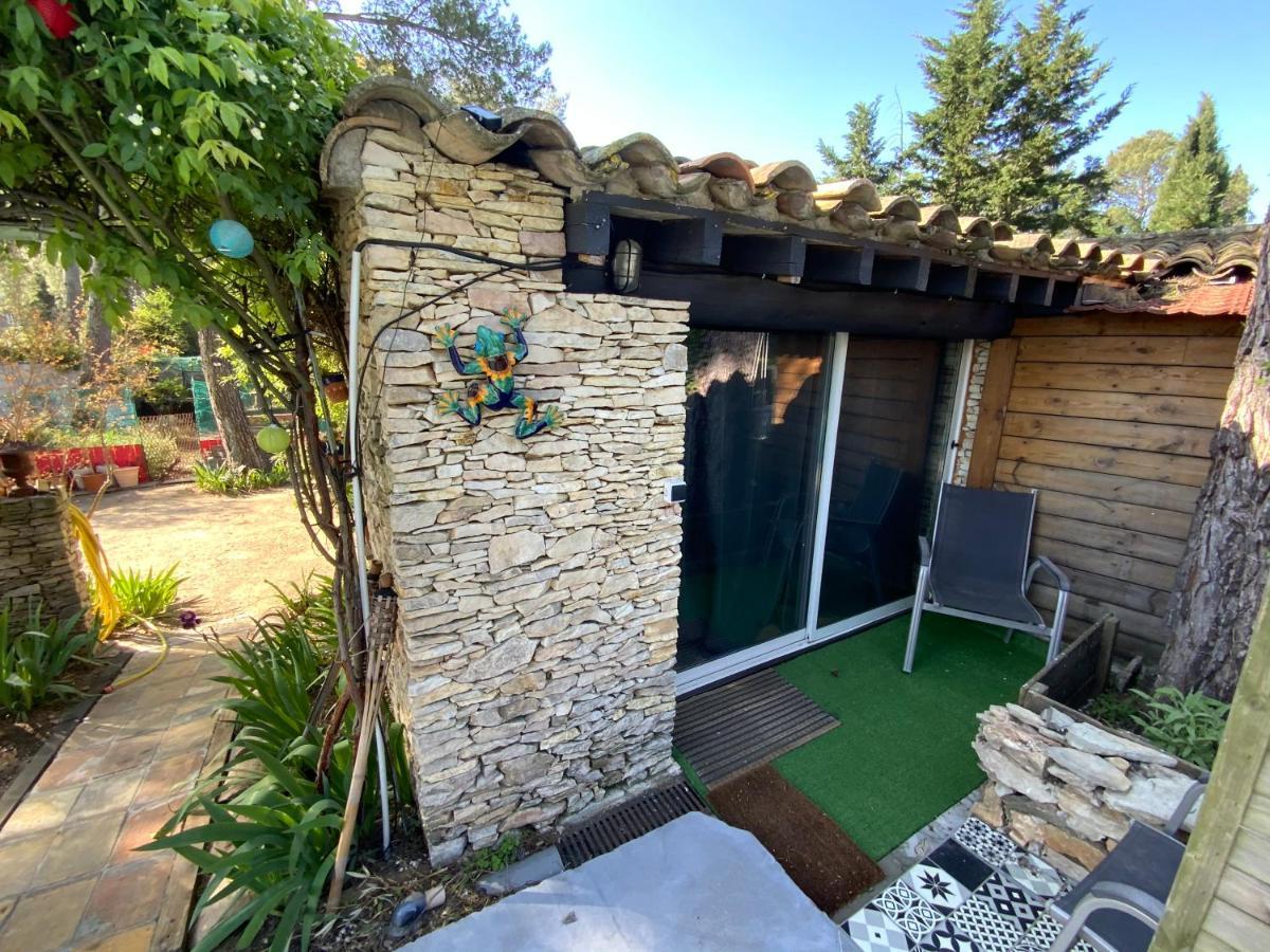 Inn 4 Bears Nimes Bagian luar foto