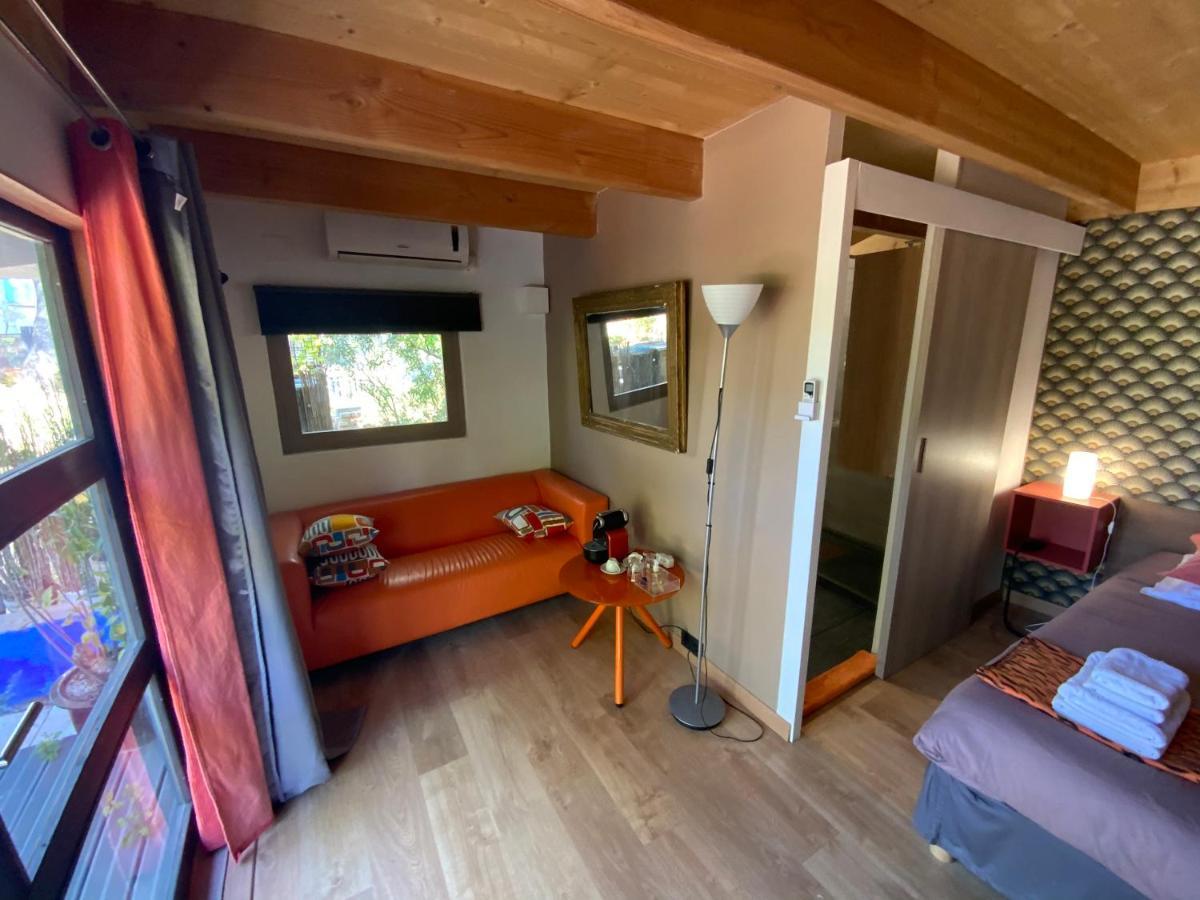 Inn 4 Bears Nimes Bagian luar foto