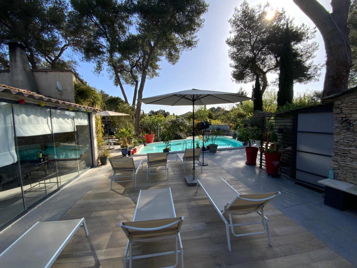 Inn 4 Bears Nimes Bagian luar foto
