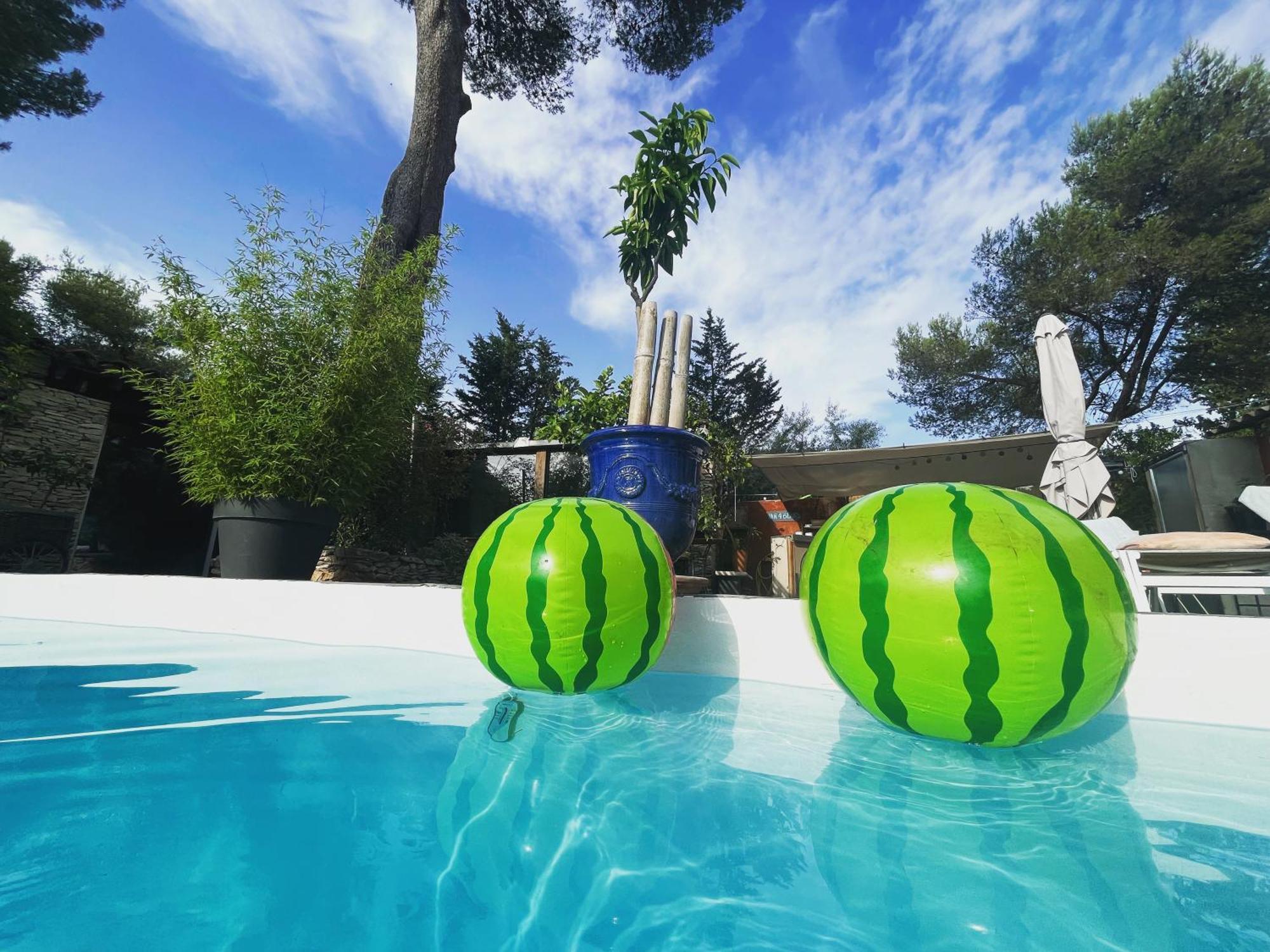 Inn 4 Bears Nimes Bagian luar foto