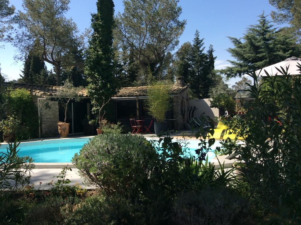 Inn 4 Bears Nimes Bagian luar foto