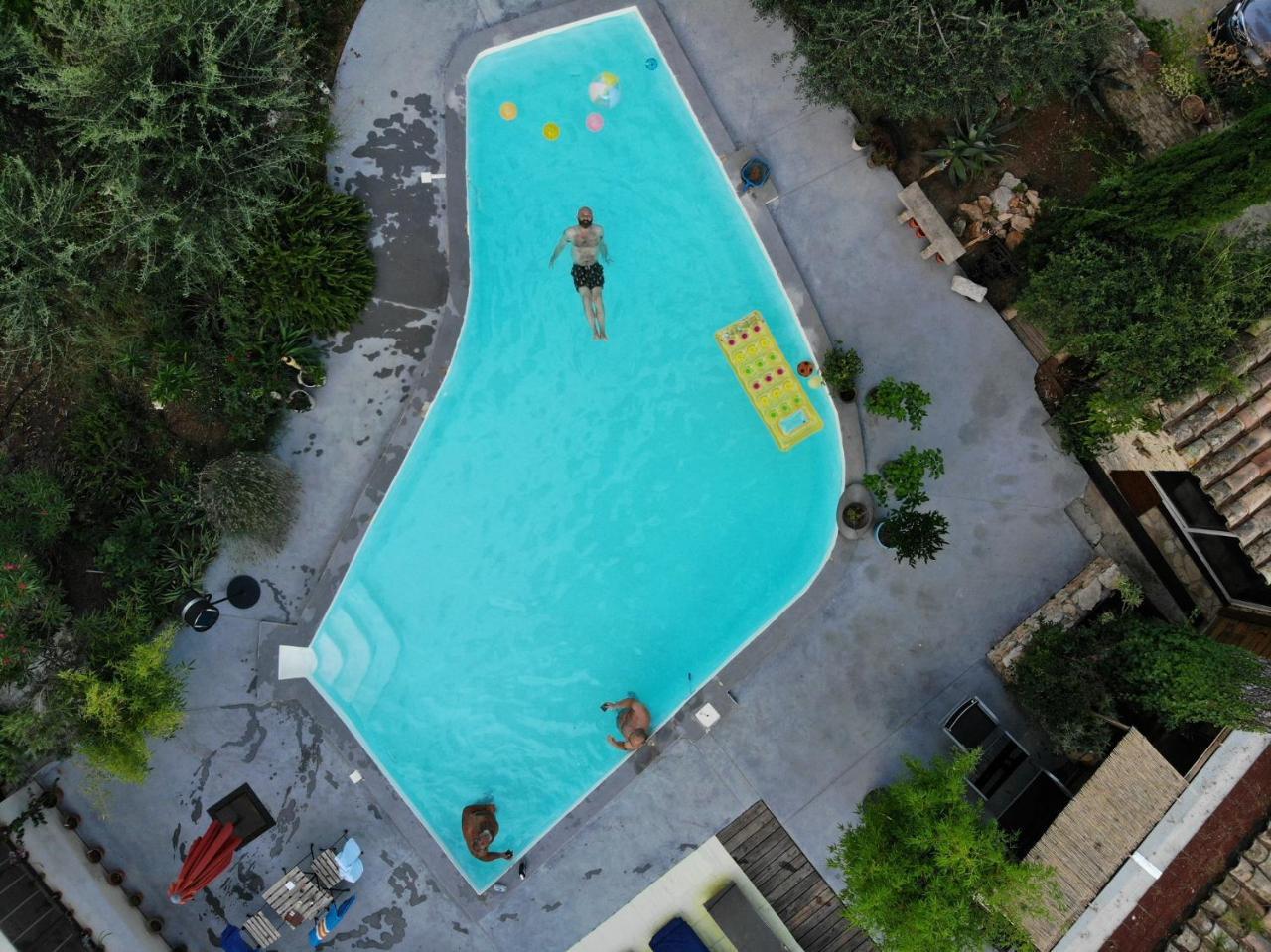 Inn 4 Bears Nimes Bagian luar foto